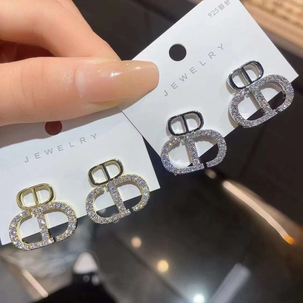 mmexport1702696920957